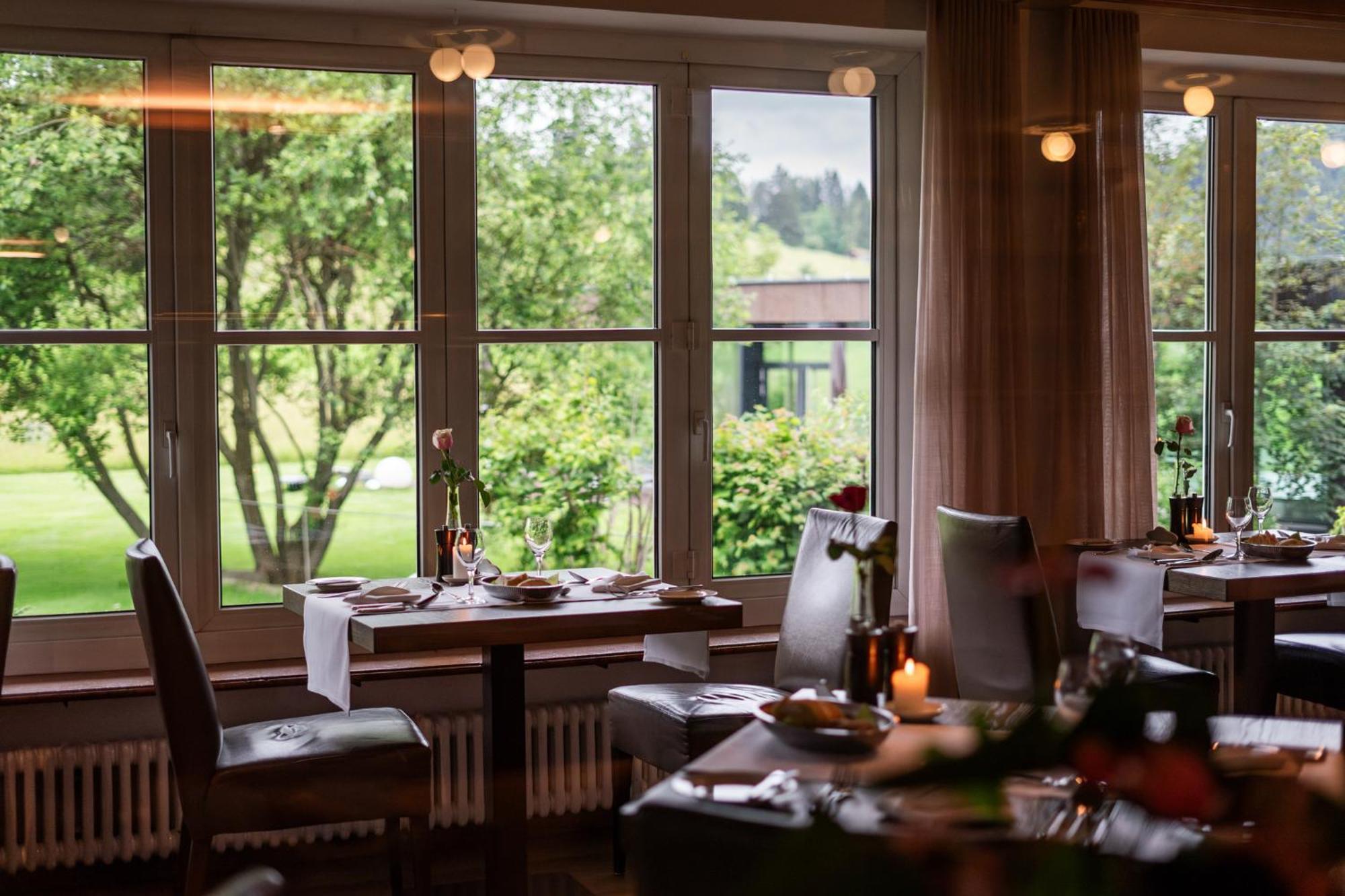 Hotel Kaufmann Roßhaupten エクステリア 写真
